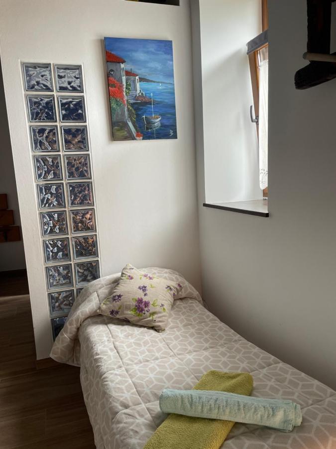 Estudio Pajar Rural Con Bonito Jardin - Los Gayoles Rural Castropol Bagian luar foto